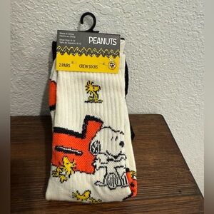 Peanuts Snoopy and Woodstock Cream Socks. NWT